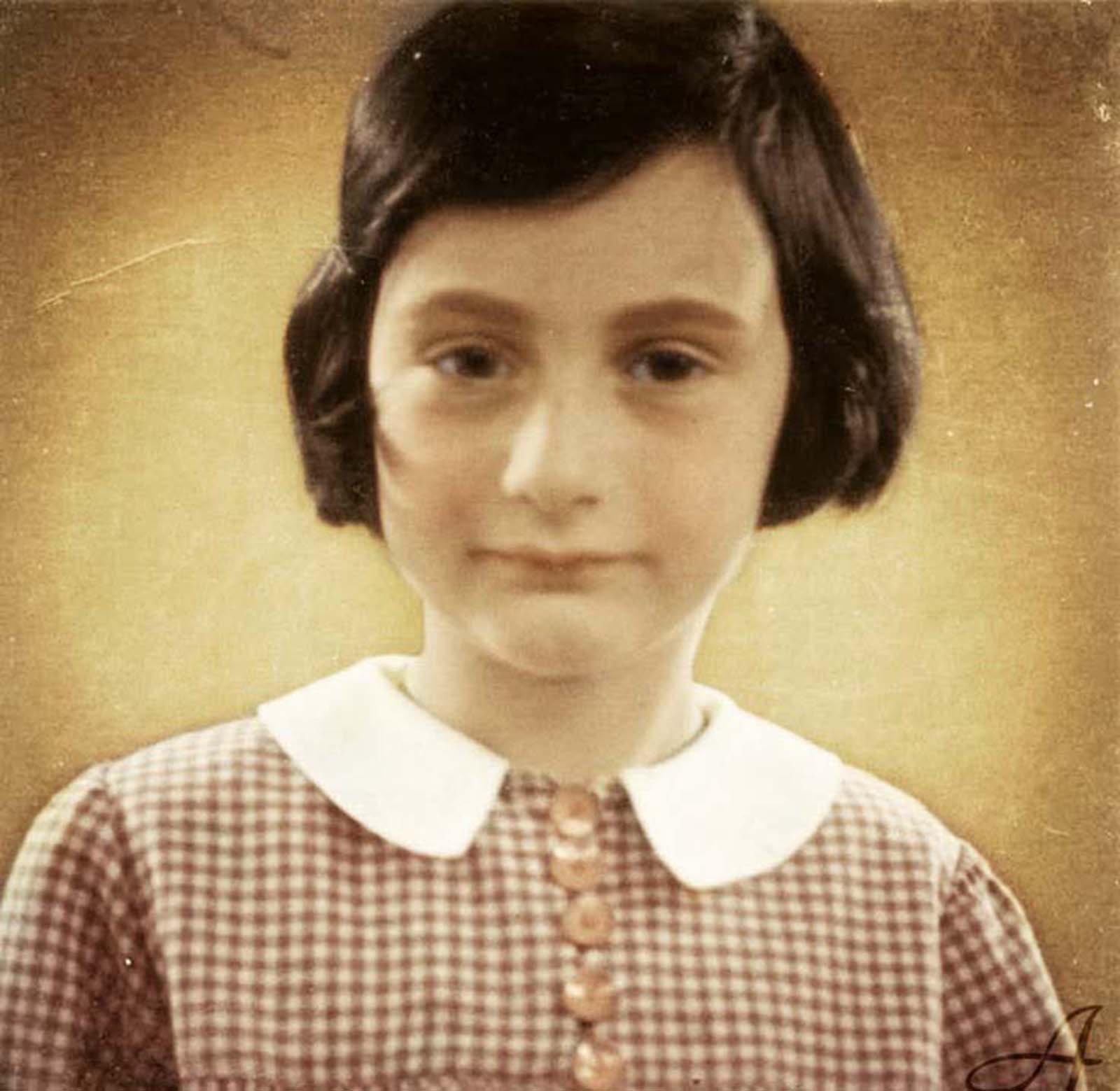 Les Mouvantes Photos D Anne Frank Avant Sa D Portation